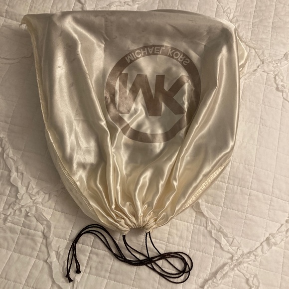 Michael Kors Vintage Red Leather Tote Set - Picture 8 of 8